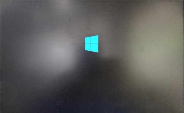 Win10重啟卡在logo界面不動(dòng)了怎么辦？Win10開機(jī)卡在重啟界面處理方法