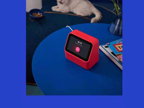 天貓精靈復位鍵在哪里