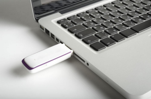 用U盤安裝Win7系統(tǒng)時出現(xiàn)找不到驅(qū)動程序怎么辦?