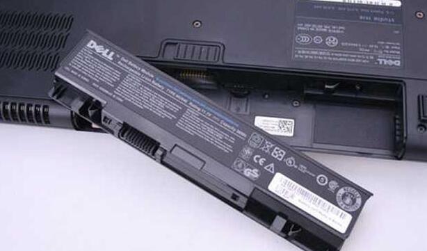 Win10開機后顯示器無信號怎么辦？