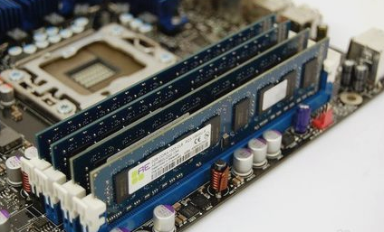 Win7旗艦版電腦開機(jī)沒反應(yīng)怎么回事？