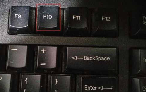 Win10專業版藍屏連安全模式都進不去怎么處理？