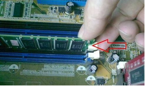 Win10專業版系統電腦黑屏怎么辦？