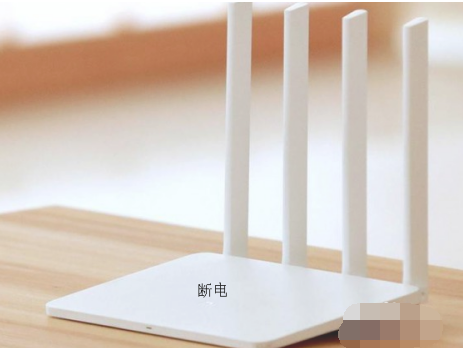 Win10專業版開機卡在歡迎界面要怎么解決?