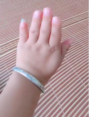 抖音APP怎么拍出手指變長短特效?手指變長短特效拍攝方法分享