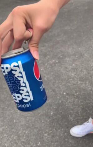 抖音單手開可樂怎么拍攝?拍攝具體步驟分享