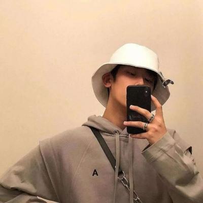 2019時尚超酷男生微信有哪些?新時尚超酷男生微信頭像大全