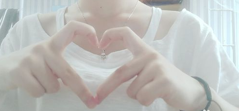 抖音手指舞音樂叫什么 抖音愛心手指舞教程慢動作