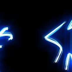 qq名片照片墻八組圖怎么弄 手機qq名片八組圖制作方法