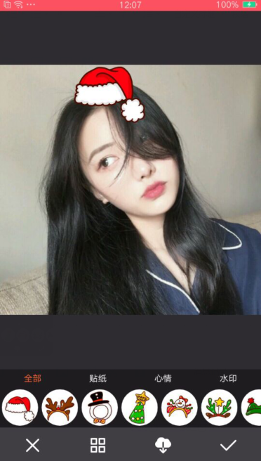 朋友圈圣誕帽怎么弄的 微信朋友圈添加圣誕帽頭像方法