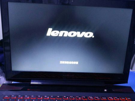 聯想Win8筆記本電腦開機黑屏怎么處理