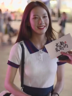 抖音小甜甜是誰_抖音小甜甜照片分享