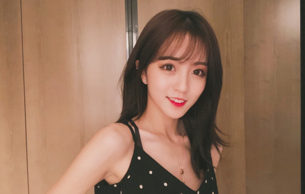 抖音莉哥上央視綜藝節目_抖音一姐人氣爆棚