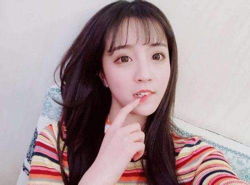 抖音莉哥上央視綜藝節目_抖音一姐人氣爆棚