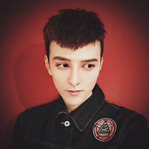 抖音北鼻打蠟扒拉舅是什么歌?【歌詞及試聽地址】