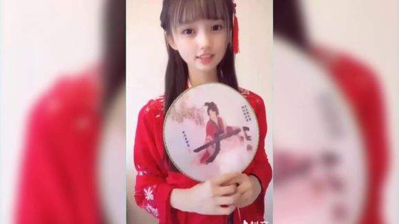 抖音紅衣服古裝女生是誰?紅衣服古裝女生個人資料分享