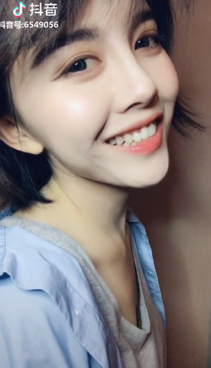 【抖音板兒爺燃燒我的卡路里手勢舞】卡路里手勢舞教程分享