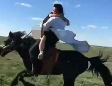 抖音滑梯門是怎么回事?抖音滑梯門事件介紹