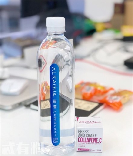 抖音很火礦泉水瓶蓋是什么有什么作用?泰國(guó)的飲料Fresh Doze價(jià)格是多少?