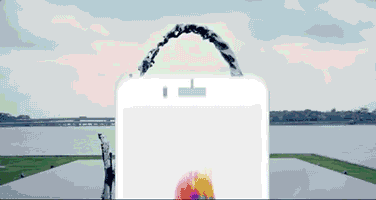 QQAR任意門怎么玩_QQAR任意門穿越賽場攻略