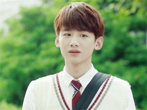 抖音上關(guān)于畢業(yè)的歌曲有哪些 好聽(tīng)的畢業(yè)歌曲分享