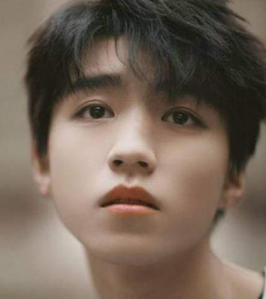 抖音曾經小小少年怎么拍?拍出不一樣的我們