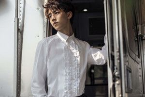 抖音曾經(jīng)小小少年到如今風(fēng)度翩翩表情包大全 抖音曾經(jīng)小小少年動態(tài)表情包分享