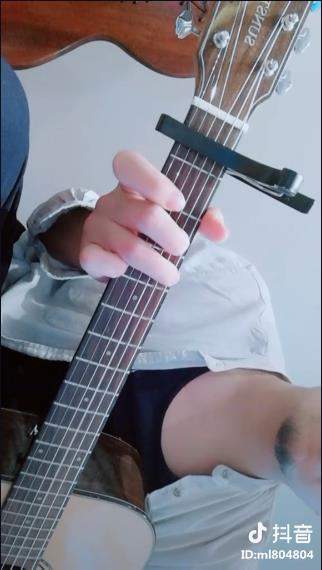 抖音往后余生風(fēng)雪是你平淡是你吉他譜完整版分享