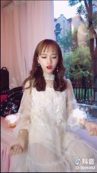 抖音blingbling特效怎么弄?抖音流星雨閃閃發光特效玩法教程介紹