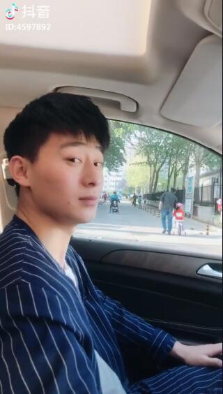 抖音烏拉拉是什么梗 烏拉拉是什么意思