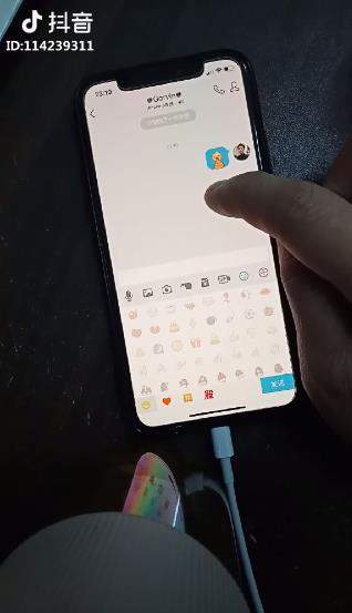 抖音qq貼表情在哪_抖音qq貼表情玩法教程【圖】