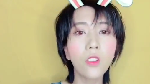 抖音swag午覺手勢舞怎么做? 背景音樂是什么