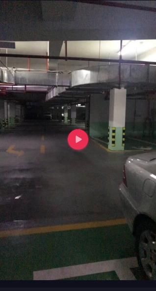 抖音地下車庫唱歌的男孩是誰？抖音車庫唱的是什么歌