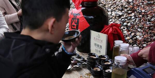 抖音西安摔碗在什么地方？抖音西安摔碗里酒是什么酒？