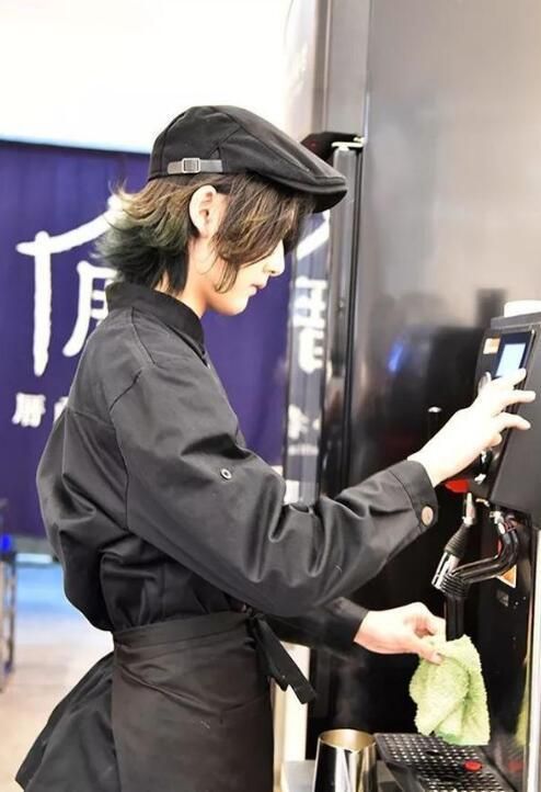 抖音江陰奶茶店小哥哥是誰？抖音抖音奶茶小哥哥個人資料介紹