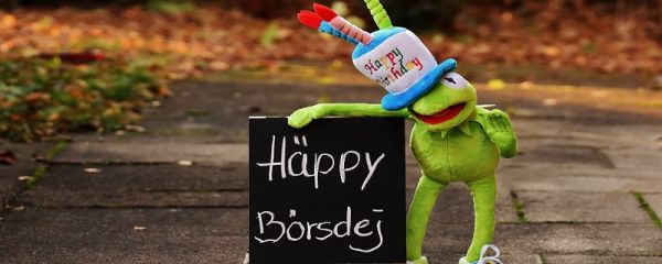 自己生日快樂怎么發朋友圈 自己生日發朋友圈的文案