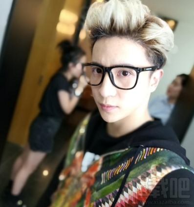 金立s10手機好用嗎？薛之謙高調復合用金立s10發微博