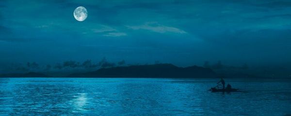 拍月亮發朋友圈說說 有哪些拍月亮朋友圈的文案