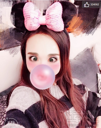 美顏相機(jī)吐泡泡特效在哪?