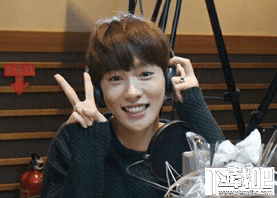 香蕉聊天app你還年輕嗎游戲怎么玩