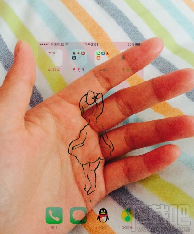 picsart怎么制作透明手機圖片?