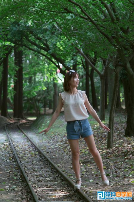 ps調出天空的藍色