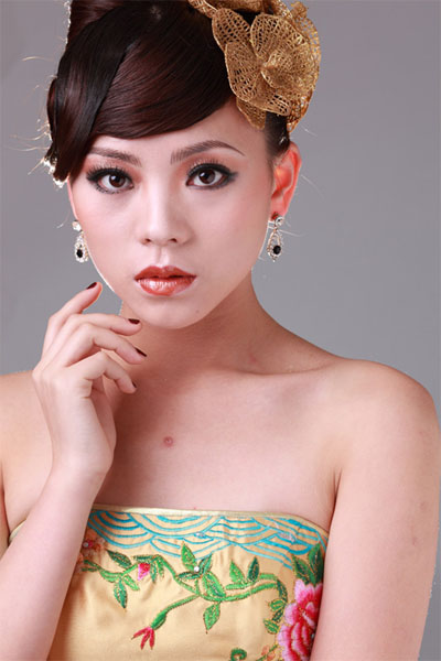 用PhotoShop把人物照片合成手繪水墨風(fēng)格畫實(shí)例教程